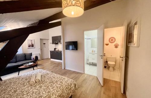 Brotteaux Apartment | Pet-Friendly Suite Polka with Exceptional Guest Ratings