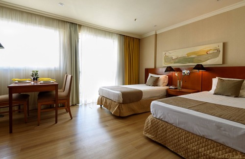 Barra da Tijuca Bed & Breakfast | Modern Suite with Pool, Gym & Kitchen | BPremium T2 Z10