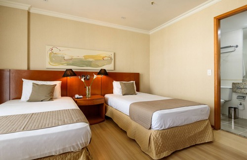 Barra da Tijuca Bed & Breakfast | Modern Suite with Pool, Gym & Kitchen | BPremium T2 Z10
