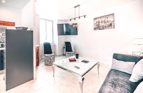 Le Mesnil-sur-Oger House | Suite Premium, spacieux avec sauna et extérieur