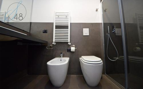 Quartieri Spagnoli Apartment | Luxury Stay at Suite Quarantotto - Rated 9.7/10 by Guests