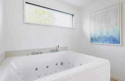 Le Bernard Apartment | Suite raffinée climatisée avec piscine, proche mer