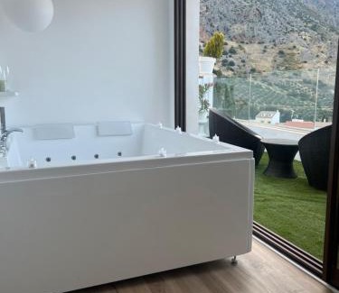 Albanchez de Magina Apartment | Dog-Friendly Getaway at Apartamentos Miramundos - Rated 9.3