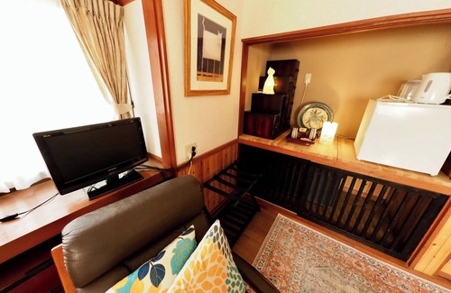 Nikko House | Indulge at Gableview Forest Inn - Natural Hot Springs Retreat