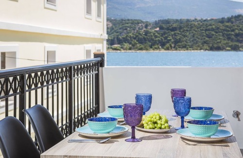 Kefalonia Apartment | Welcoming Suite Royal Apartment with Kitchen & Breakfast