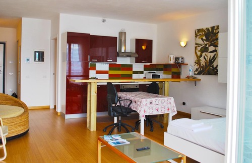 Argegno Apartment | Suite - Silver Lake Residence front lake with private garage