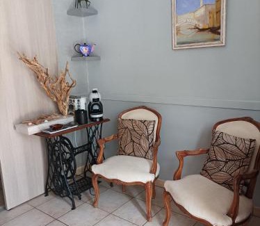 Pia House | Relaxing Suite with Spa & Pool at Perpignan Nord