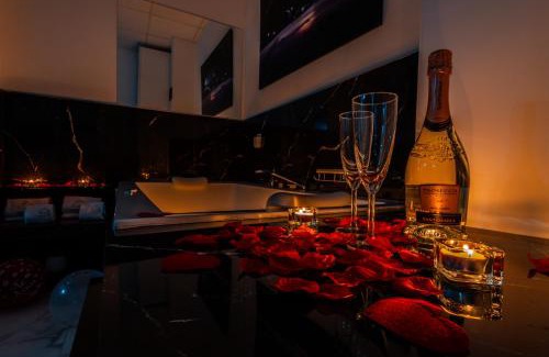 Casoria Apartment | Elegant SUITE SPACE by concept italy - Rated 9.5/10!