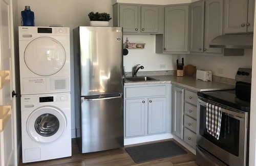 Mahone Bay Apartment | Suite Spot - 1 Bedroom Luxury Apartment - Newly Renovated, Right in Mahone Bay!