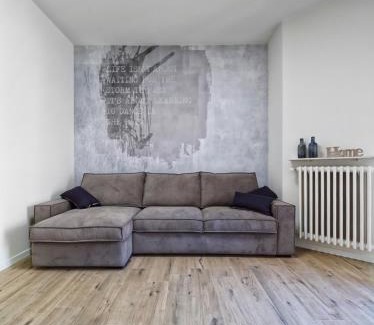 Voghera Apartment | Explore Suite Vogue Epoca - 4-Star Family-Friendly Retreat