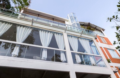 Sao Conrado Hotel | Comfortable Suite with Ocean View and Spa Amenities