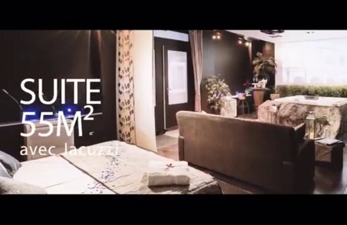 Nimes City Centre House | Private Jacuzzi Suite with Pool Access for Your Getaway