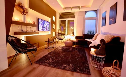 Liege Apartment | Discover SuiteDreams: Bubble Suite in Liège with Hot Tub