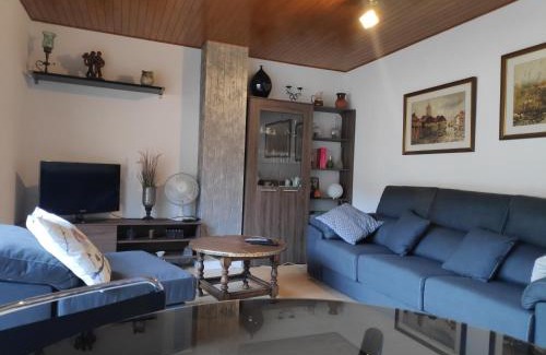 Avinguda de Carlemany Apartment | Discover SUITEDREAMS - Pollancre 61: Family-Friendly Retreat