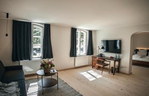 Bad Toelz Hotel | Oceanfront Retreat at Gasthof Zantl - Rated 9.4/10