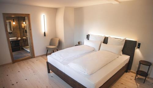 Bad Toelz Hotel | Oceanfront Retreat at Gasthof Zantl - Rated 9.4/10