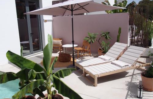 Centro Apartment | Indulge at SUITES 9 MALAGA: Unique Suites with Private Pools