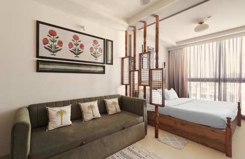 Panch Batti Apartment | Inviting Suites by Jaipur Bloc House with Ocean View & Pool