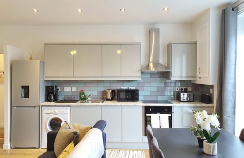 Chatham Apartment | Family-Friendly Suites at Rehoboth Medway Heights, Chatham Kent