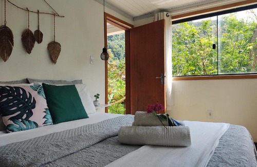 Ilha Grande House | Explore Suites Casa do Indio Jungle with Forest Views