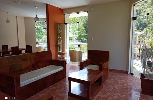 Tingo Maria Apartment | Discover Suites el CHULLO: Family-Friendly Retreat with Pool