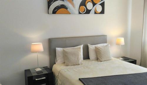 Lagos City Center Hotel | Discover Suites Inn Lagos: Guest Rated 8.7 with Breakfast
