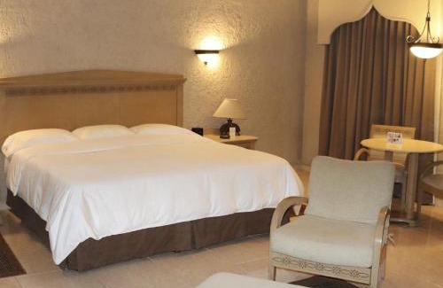 Cordoba Hotel | Discover Suites Layfer: 4-Star Hotel in Córdoba, Veracruz