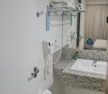 Belo Horizonte Apartment | Inviting Suites Pampulha Hotel with Oceanfront Pool Access
