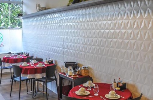 Boa Viagem Hotel | Budget-Friendly Suites Residence with Family Amenities
