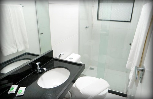 Boa Viagem Hotel | Budget-Friendly Suites Residence with Family Amenities