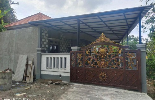 Tukad Mungga House | Cozy Suka Yadnya Private Villa: Pet and Child Friendly Stay