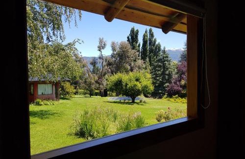 El Bolson Cabin | Guest Rated Sukal: Family-Friendly & Breakfast Included