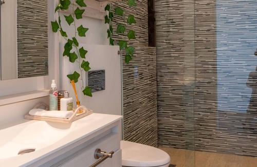 Usaquen Hotel | Experience Elegance at Sukha Resort: 4-Star Getaway