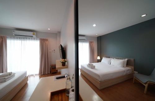 Mueang Kao Hotel | Charming Stay at Sukhothai Garden - Rated 9/10 with Breakfast