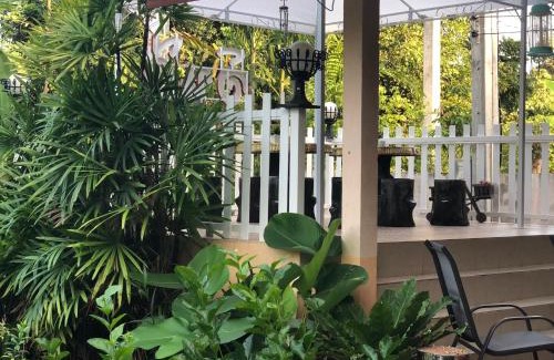 Mueang Kao Resort | Discover Sukhothai Indy Resort: Pet-Friendly Getaway