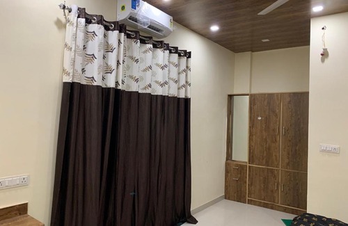 Kukas Apartment | Pet-Friendly Sukoon Niwas with Breakfast & Kitchen Access