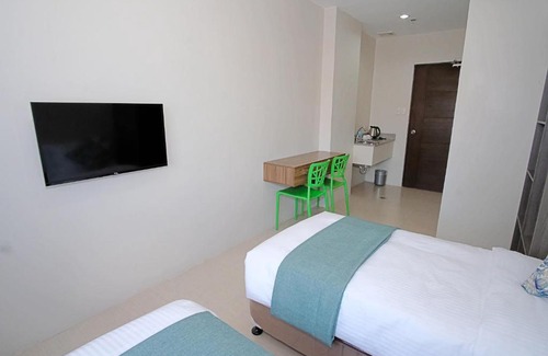 Bacolod Hotel | Budget-Friendly Sukro: Child Friendly with Breakfast Included