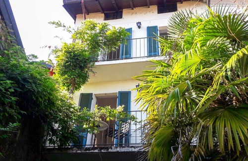 Belgirate House | Experience Sulá: Scenic Lake Views & Relaxing Patio Retreat
