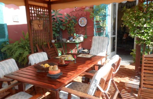 Historical Center Apartment | Discover Sulle Tracce Di Sofia Loren - 10/10 Guest Rated Retreat