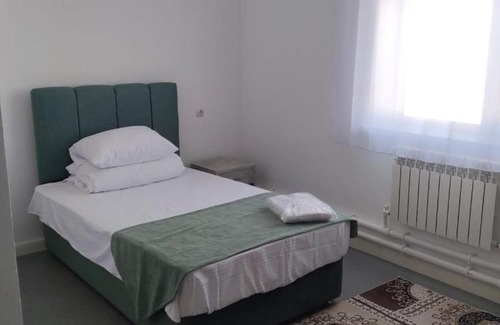 Aksay Hotel | Comfort at Sulo Aksai Hotel: Pet and Child Friendly Haven