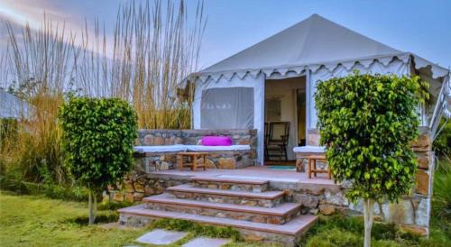 Sawai Madhopur Resort | Delightful Sultan Bagh Resort with Oceanfront Pool Access