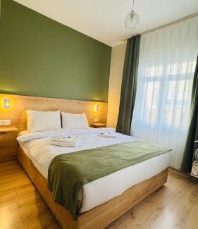 Sultanahmet Hostel | Budget-Friendly Sultan Hostel & Guesthouse with Restaurant