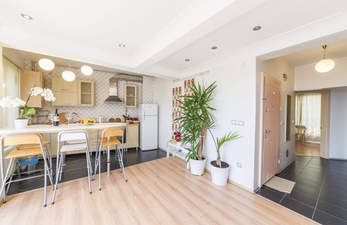 Sultanahmet Apartment | Oceanfront Retreat in Sultanahmet with Spa & Breakfast