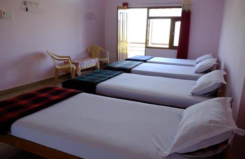 Bodh Gaya House | Budget-Friendly Stay at Suma Guest House, Rated 8/10