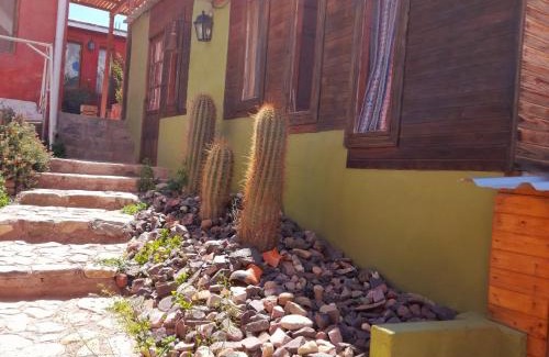 Tilcara House | Sumaj Rústica: Top-Rated Hotel with Hot Tub & Breakfast