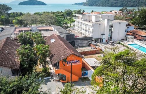 Maranduba Cabin | Discover Sumiko Chalés: Pet-Friendly Getaway, Rated 9.7/10