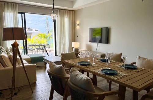 Belle Mare Apartment | Beachfront Apartment with Pool & Private Ocean Access