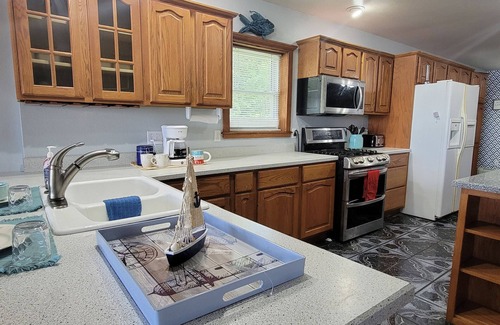 Alpena House | Book Your Fall Getaway: Breathtaking Colors Await!