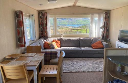 Heast Apartment | Delightful Summer Breeze: Guest Rated 9.1 and Child-Friendly