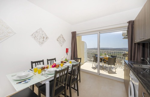 Mellieha Apartment | Summer Breeze Superior Apartment with Terrace in Malta